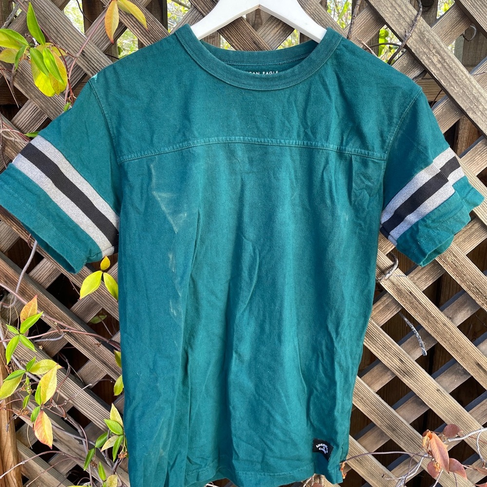 American Eagle Green T-shirt / Size S